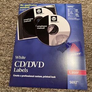 NRFP SEALED Avery #5692 white cd/dvd labels 2002 package